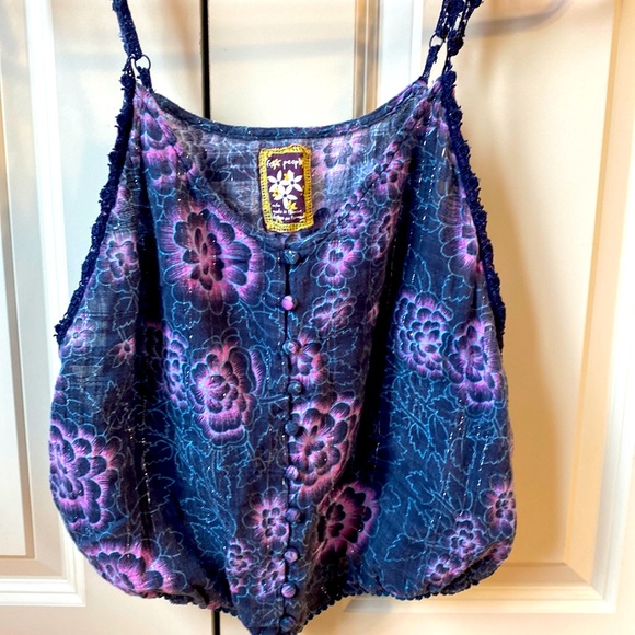 COPY - Women’s/Girl’s Free People Tank-top! - Picture 1 of 4